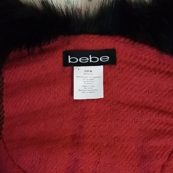 Bebe Shawl - Picture 2 of 3